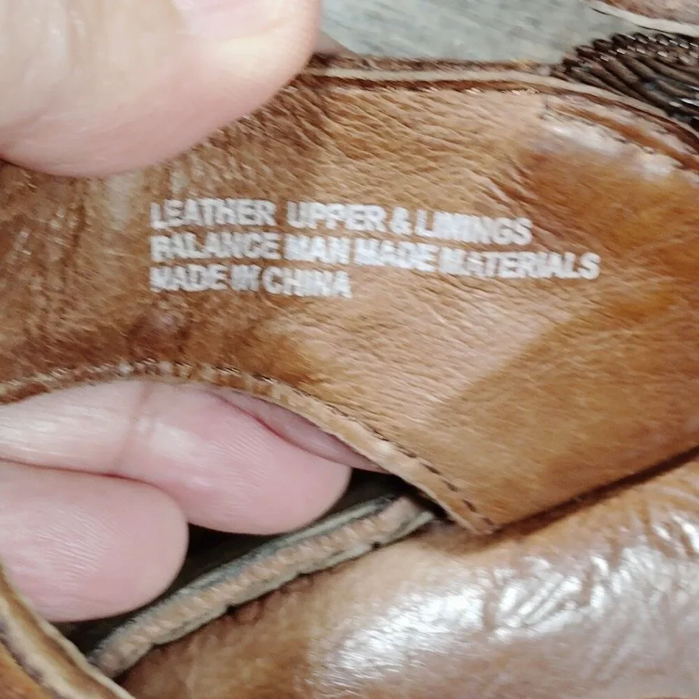 Born Mens Sz 12 Sandals Brown Leather Fisherman Shoes Buckle Strap